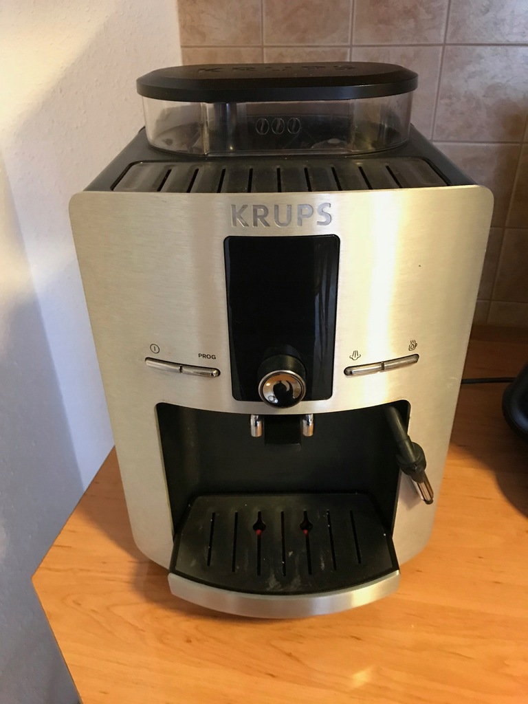 Ekspres ciśnieniowy KRUPS EA828E