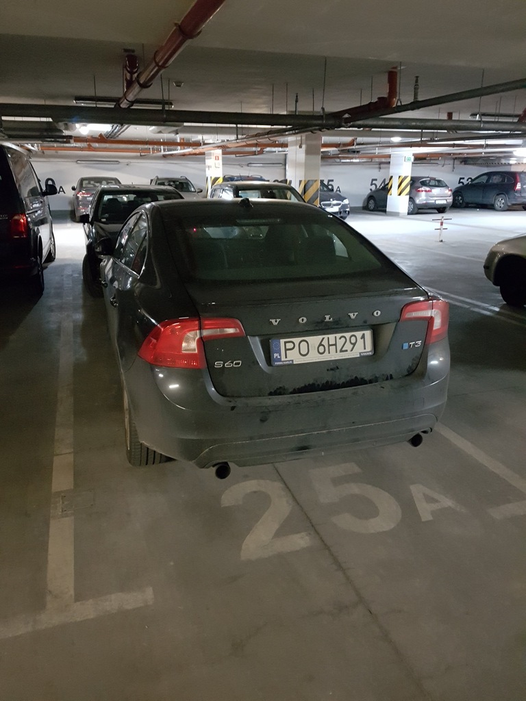 Miejsce postojowe w hali garażowej ul. Garbary 95