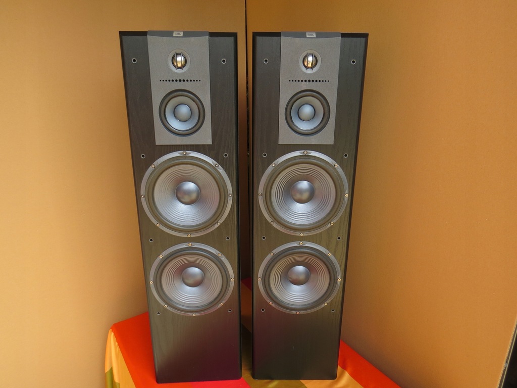 ### JBL LX 2005 ###