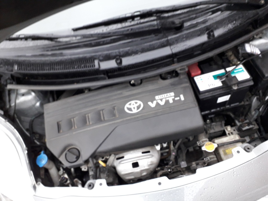 Toyota Yaris 1.3 Benzyna 6 biegów Klima 5 Drzwi