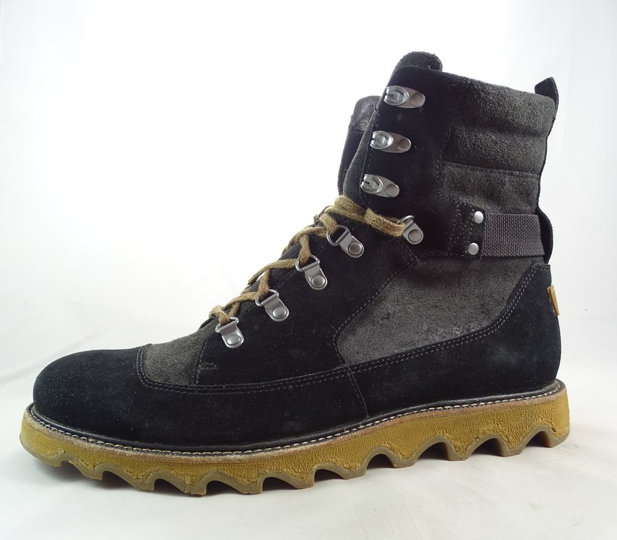 Sorel cheap mad mukluk