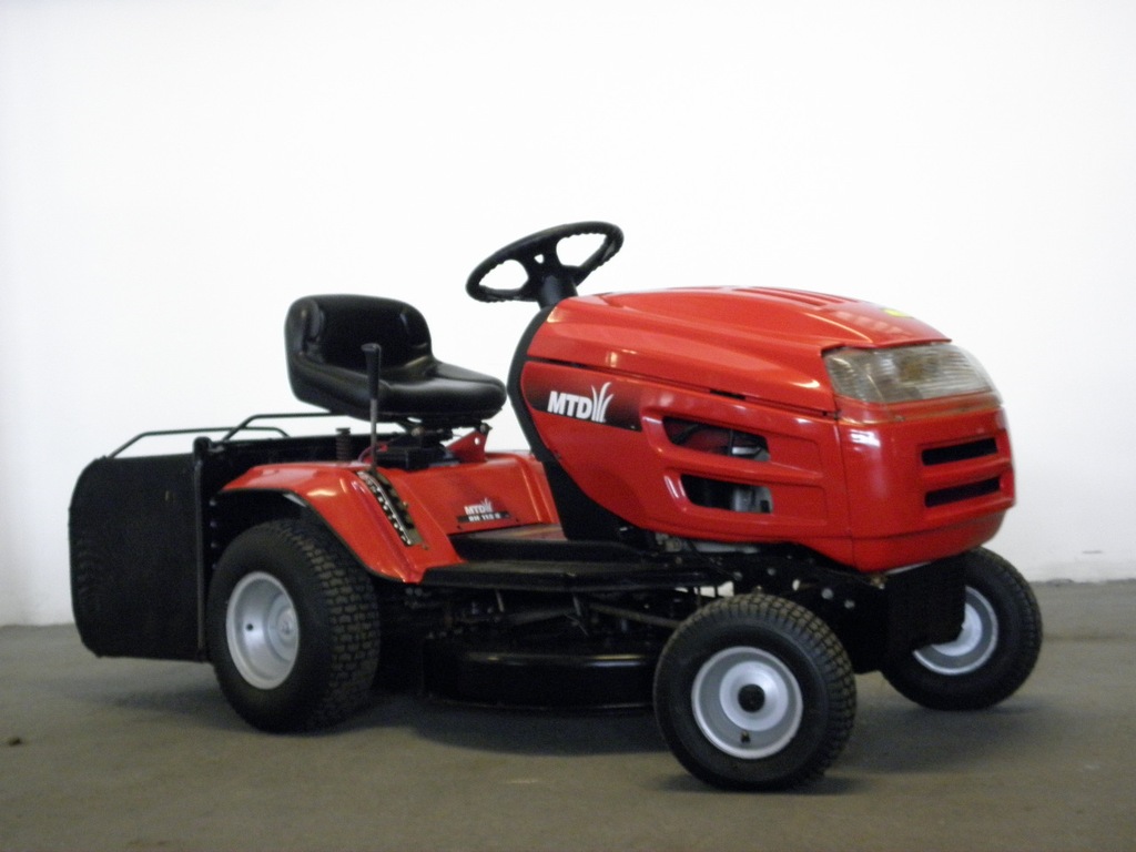 Traktorek MTD RH 115 B- Baras