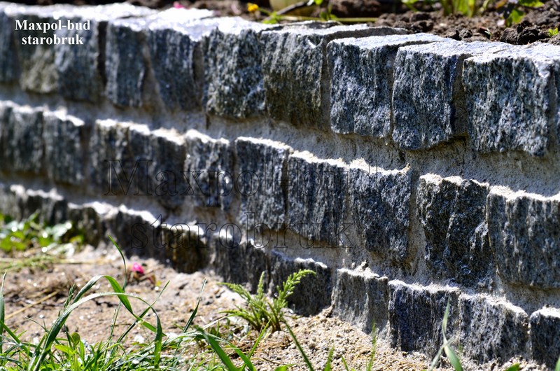 Kostka granitowa na murki obrzeża rabaty Konin 1t