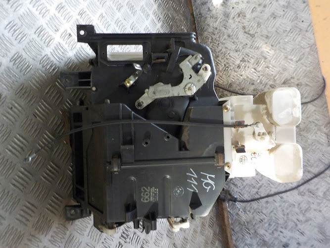 NAGRZEWNICA W OBUDOWIE MITSUBISHI GALANT 2.0