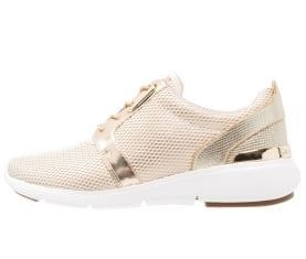 michael kors amanda trainer