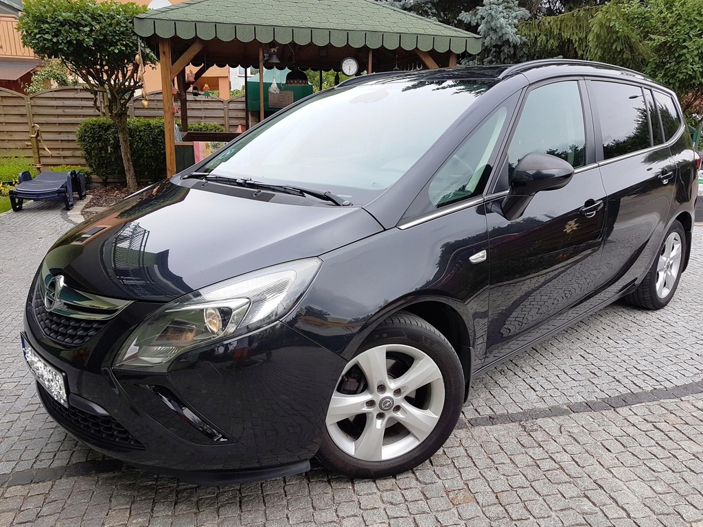 OPEL ZAFIRA C zarejestrowana , 7 miejsc !!!!!!