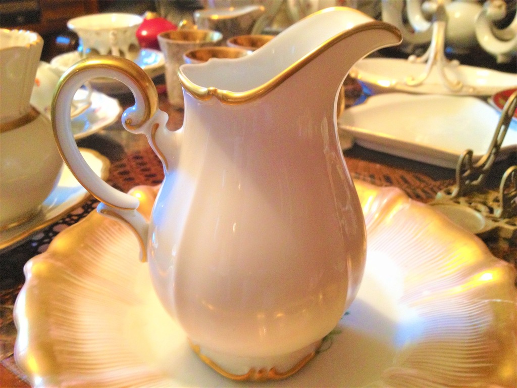 Porcelana  24 karat biala THOMAS ROZENTHAL