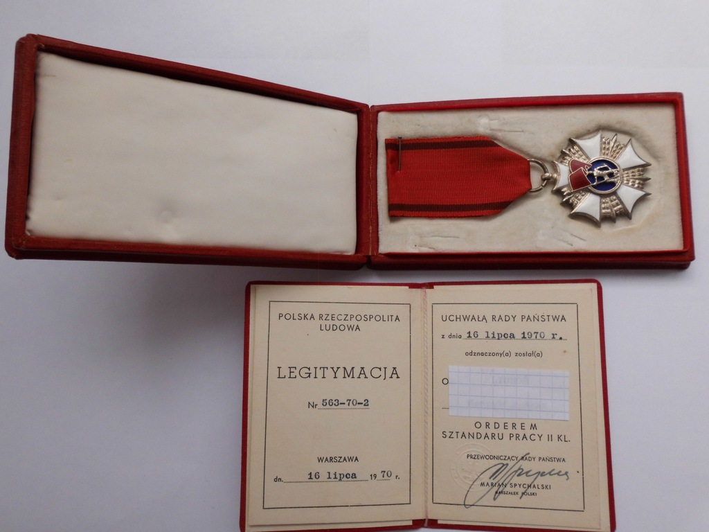 Order Sztandar Pracy II Klasy z książeczką,1970 r