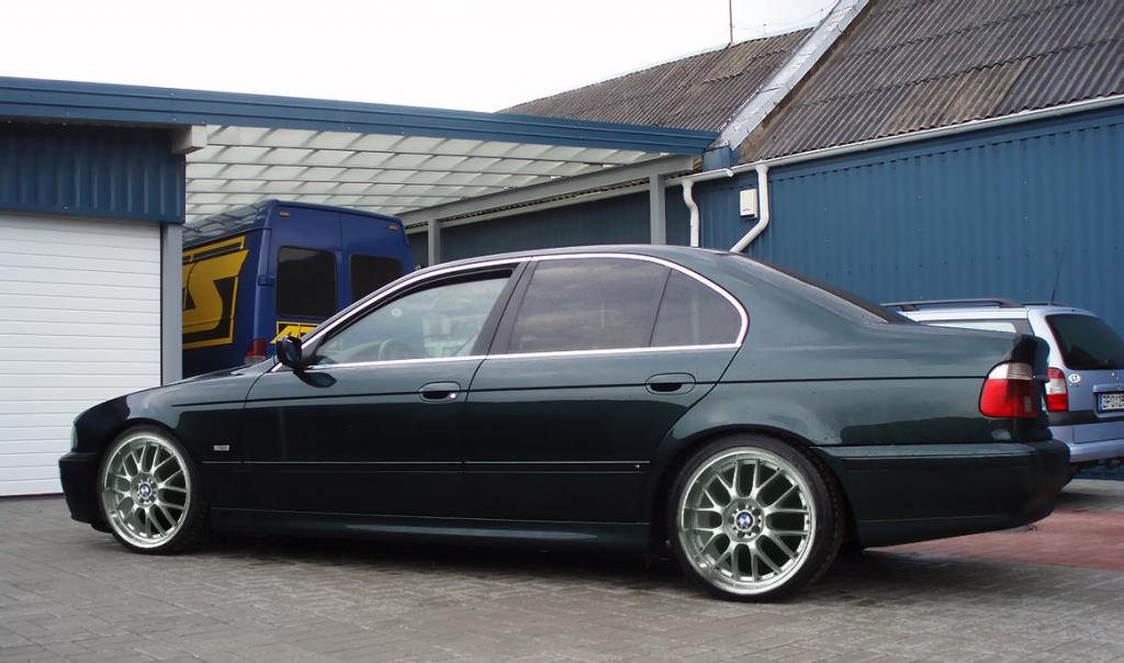 BMW e39 listwa zgarniająca chrom