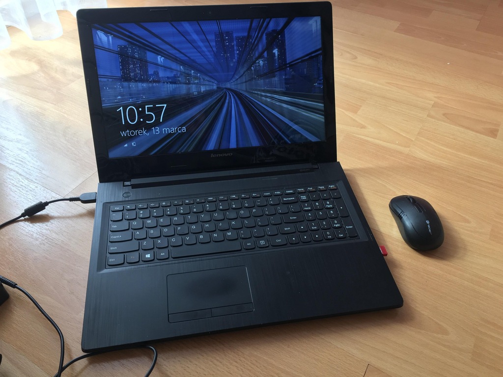 Laptop lenovo G50-30, Windows 8.1, stan idealny