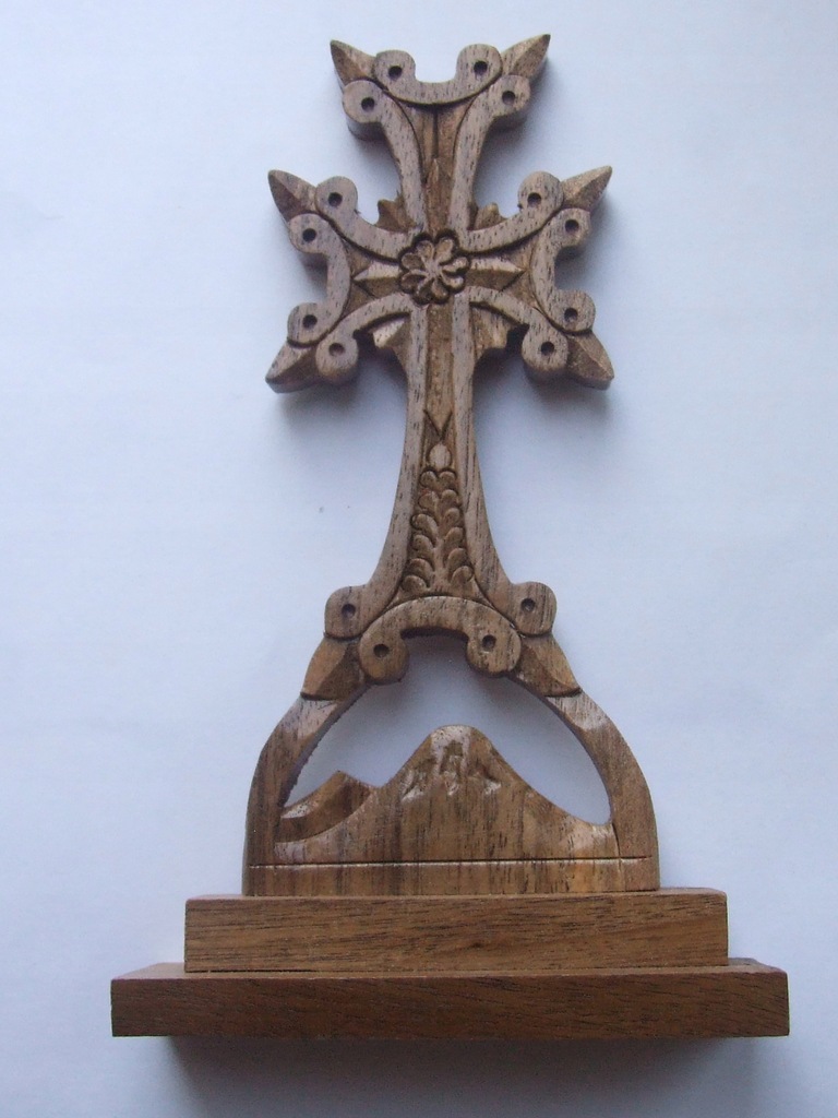 ARMENIA - Chaczkar - Krzyż Ormiański z drewna