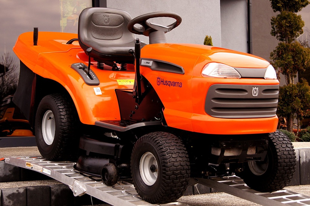 Kosiarka traktorek HUSQVARNA CTH 191 Trak-Tom 