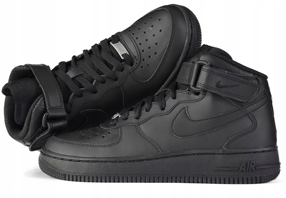 Найк аир высокие. Nike Air Force 1 черные. Nike Air Force 1 Mid 07 all Black. Кроссовки Nike Air force1 Mid. Nike Air Force 1 Mid Black.