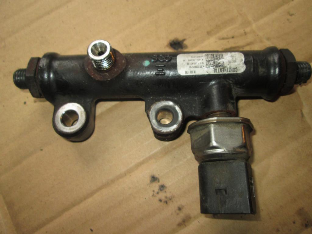 KRAFTSTOFFVERTEILER EINSPRITZLEISTE JAGUAR XF 2.7 D