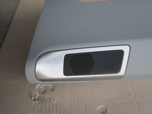plastic upholstery for pillar Audi A8 4H0 11r