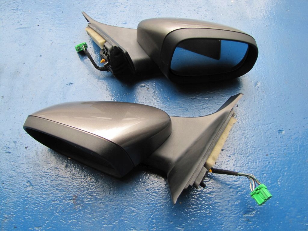 VOLVO S80 V70 - right mirror