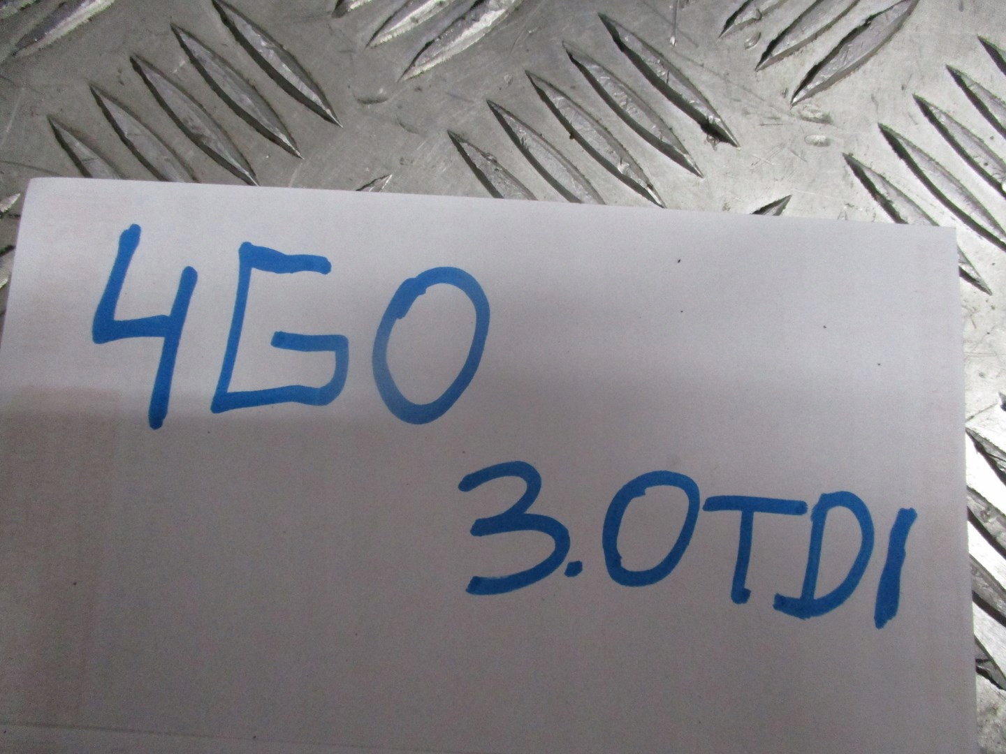 MOTOR ÖLKÜHLER AUDI A6 4G0 3.0TDI 059117015K