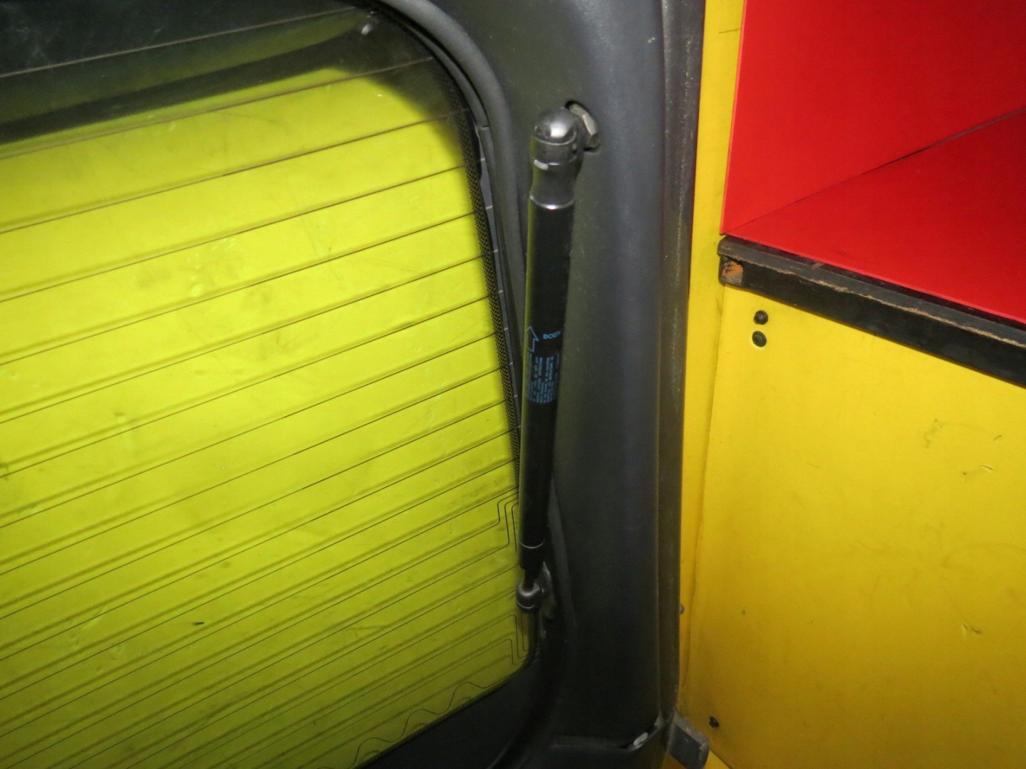 RANGE ROVER SPORT 05-12 window trunk door boot