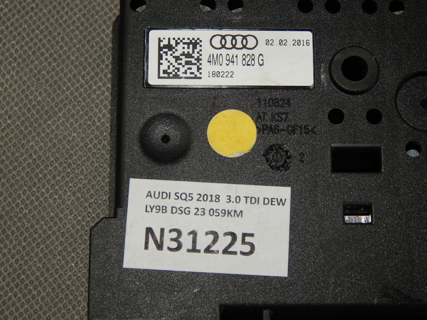 AUDI Q5 SQ5 II Module fusibles 4M0941828G