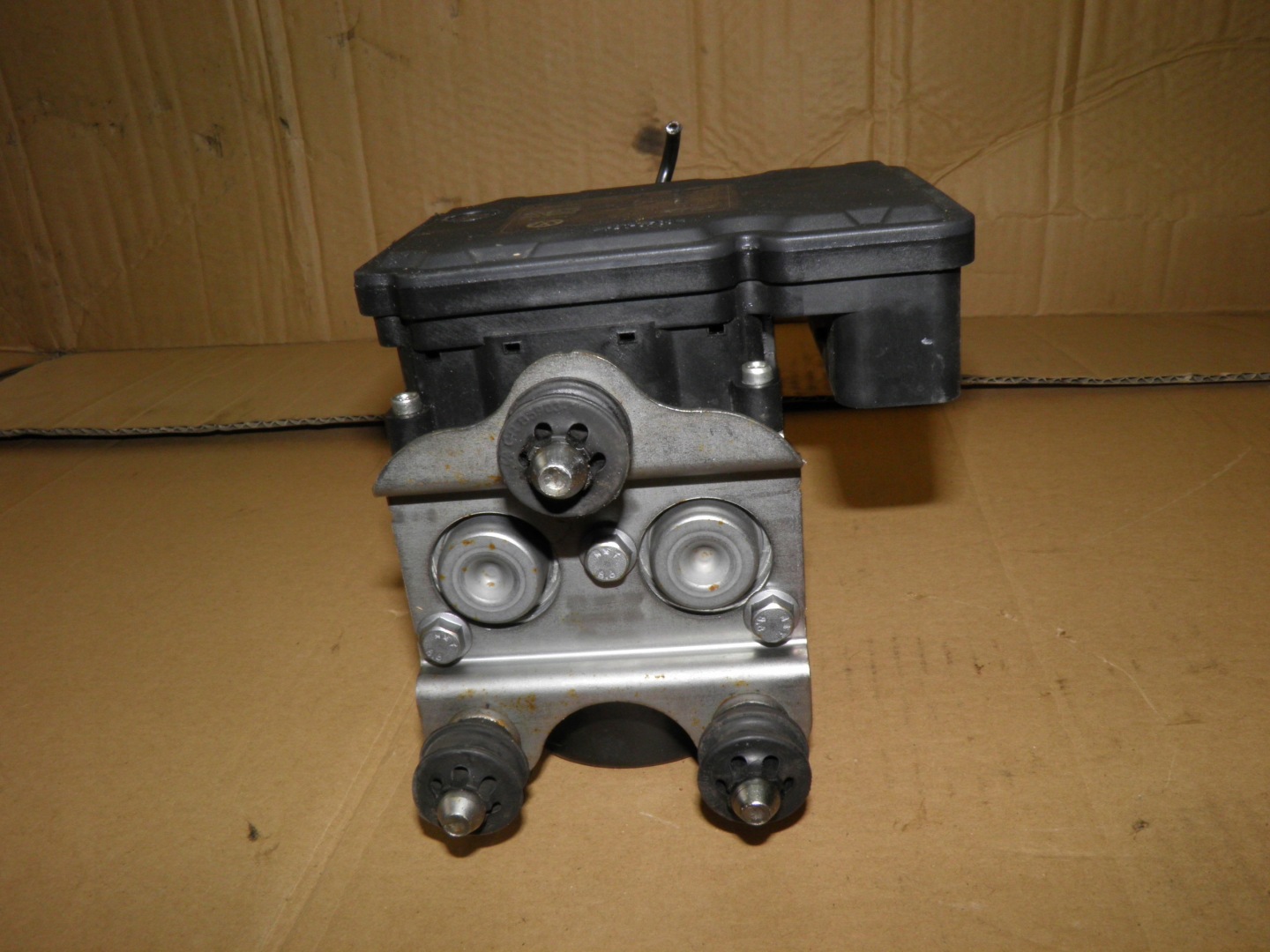 TRANSPORTER T5 PUMPE BEDIENTEIL ABS 7H0907379R