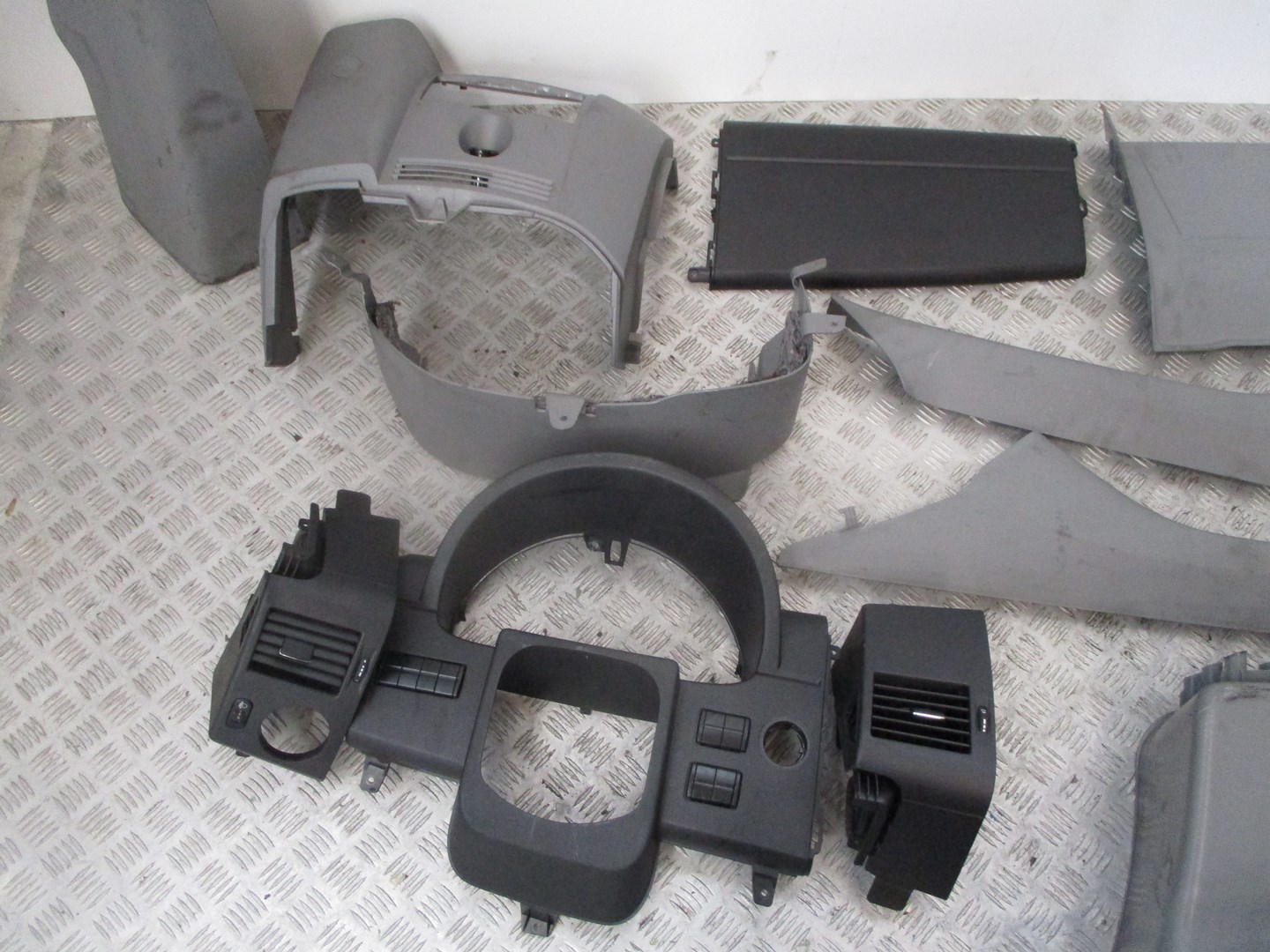 plastic spoiler frame cover MERCEDES SPRINTER