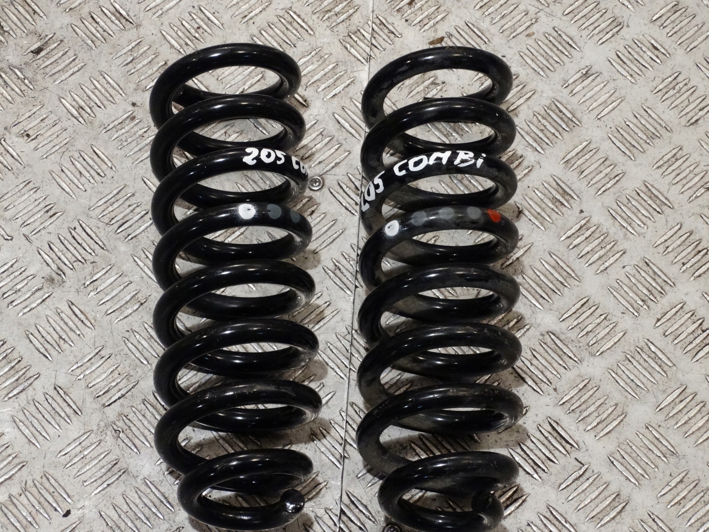 IDEALNE MOLLE POSTERIORE MERCEDES C W205 COMBI