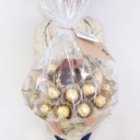 KYTICA FERRERO ROCHER DARČEK DEŇ BABIČKY DEDKA Hmotnosť (s balením) 2 kg