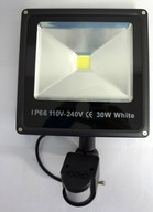 HAL-LED LAMPA 30W+SENZOR R/SÚMRAK