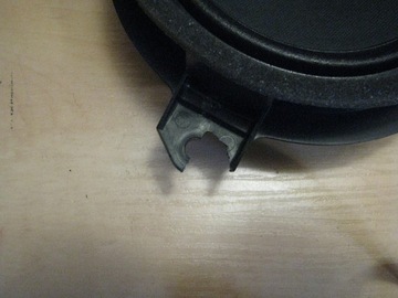 фото thumb №2, Динамик дверь зад toyota avensis t27 08-12r повреждённый