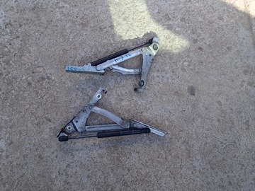 фото thumb №1, Петля кришки задньої правий mazda3 09-13r sedan