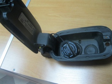 фото thumb №2, Кришка заливання пального audi a8 a-8 11r 4h0 бензин