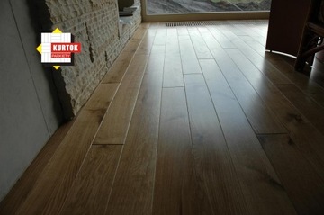 Дубовый паркет Доска Solid Oak 30х7см толщина 22мм III