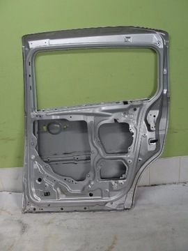 фото thumb №3, Двері зад праві mazda 5 v