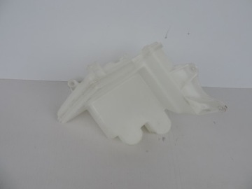 фото thumb №7, Toyota auris 2012 2013 бак омивача