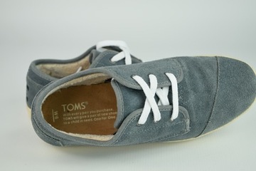 КРОССОВКИ TOMS ЖЕНСКИЕ, РАЗМЕР 36,5, ИЗОЛИРОВАННАЯ КОЖА