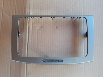 фото thumb №1, Vw passat b6 рамка консолі навколо радіо