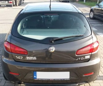 RAMIĘ + WYCIERACZKA na TYŁ PLASTIK ALFA ROMEO 147 00-10