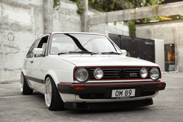 Лампы Фары Hella VW Golf 2 MK II