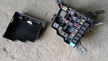 фото thumb №1, Mazda 2 07-14 1.3 b корпус запобіжників