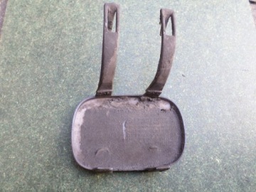 фото thumb №2, Заглушка бампера задняя renault laguna i lift 01