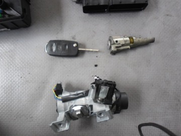 КОМПЛЕКТ 1.9 TDI АВТОМАТИЧЕСКИЙ КОМПЬЮТЕР СИДЕНЬЕ 03G906021SM