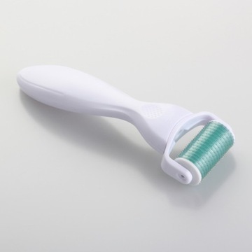 ЦЕЛЛЮЛИТ РАСТЯЖКИ Body Derma Roller 400 игл 2,5 мм