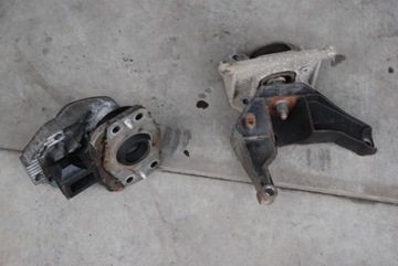 фото thumb №2, Кронштейн подушка правий renault master ii 2.5 dci 2008