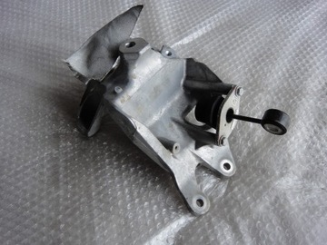 Audi q7 e-tron кронштейн подшипниковый sil. 4m0199870al фото №1