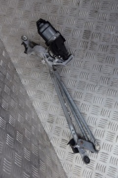 TOYOTA 4 06 12 трапеция дворников 2.4 америка