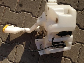 Washer fluid tank laguna 3 under xenon, фото