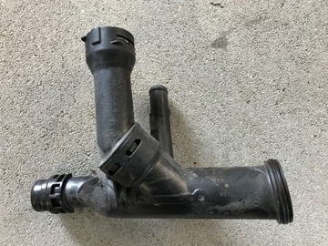 Coolant flange audi q5 04l121026r, фото