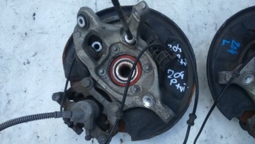 Mercedes c w204 rear trunnion hub 204, фото