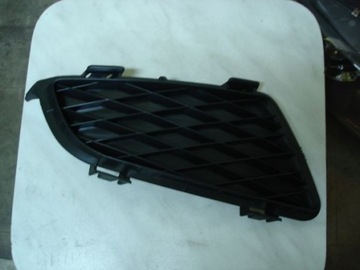 Mazda 6 02-05 lattice right в bumper cap, фото