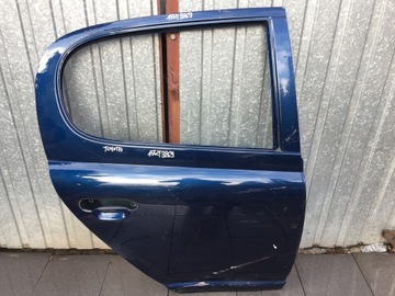 Toyota yaris 1 hatchback 5 doors right door ass 1999 - 2005, фото